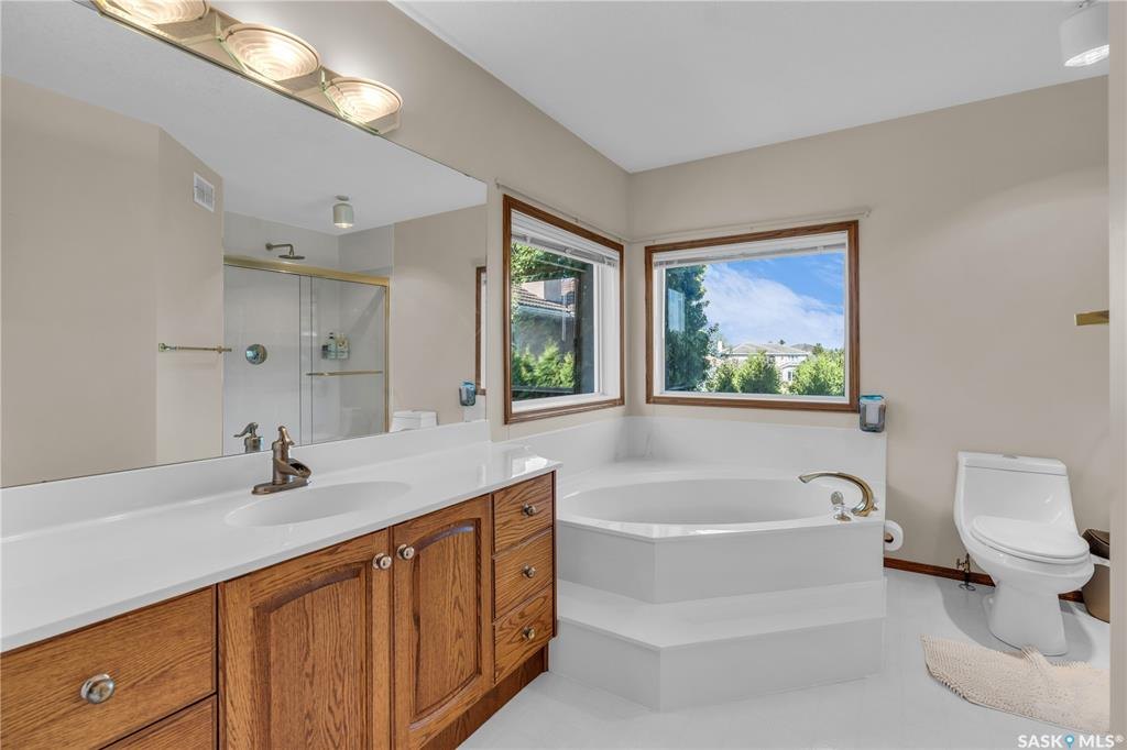 Briarwood社区 独栋出售 · 636 Braeside View——林与唐地产 - 6